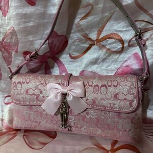 ** SOLD ** Coach Pink Shimmer Hampton clip